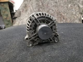 bontott VW GOLF PLUS Generátor