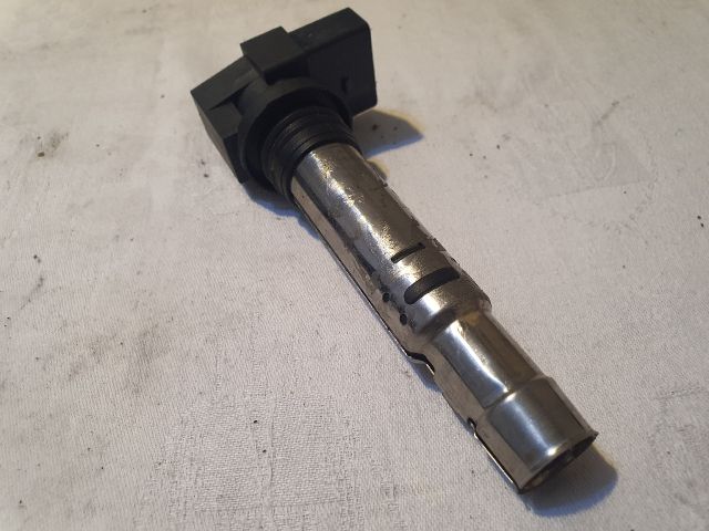 bontott VW GOLF PLUS Gyújtótrafó