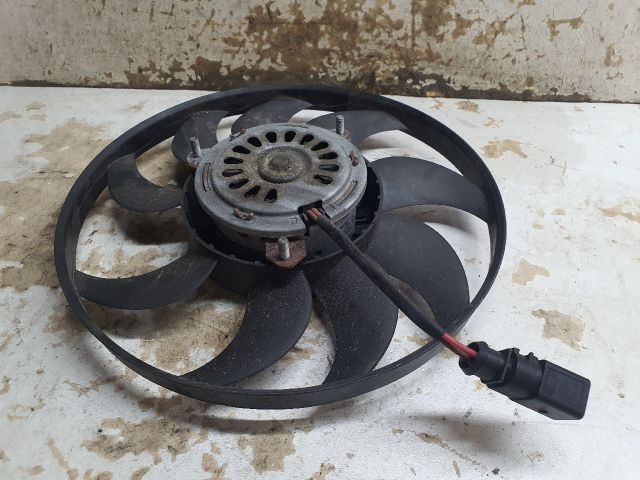 bontott VW GOLF PLUS Hűtőventilátor