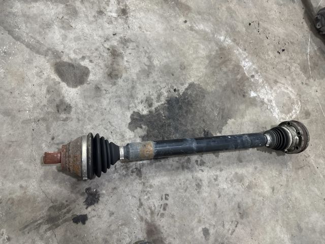 bontott VW GOLF PLUS Jobb Féltengely