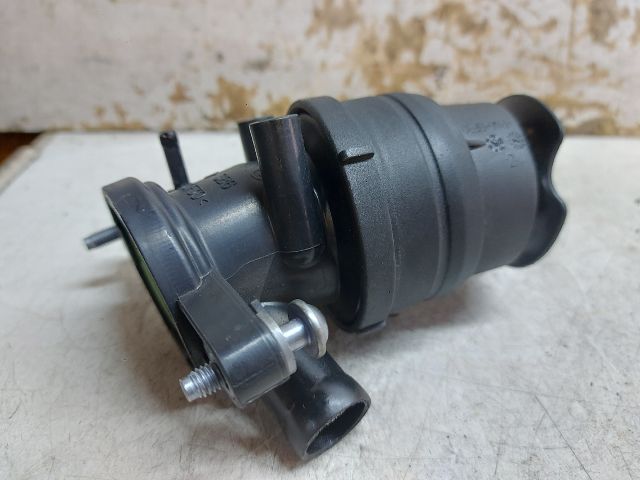 bontott VW GOLF PLUS Légbeömlő Cső