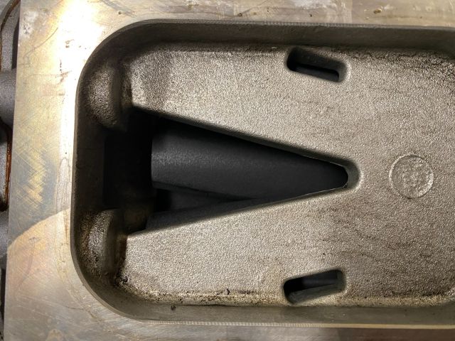 bontott VW GOLF PLUS Légkompresszor