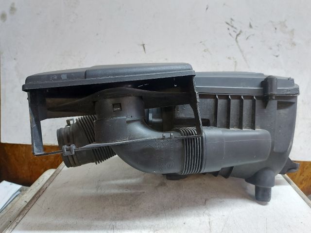 bontott VW GOLF PLUS Légszűrő Ház