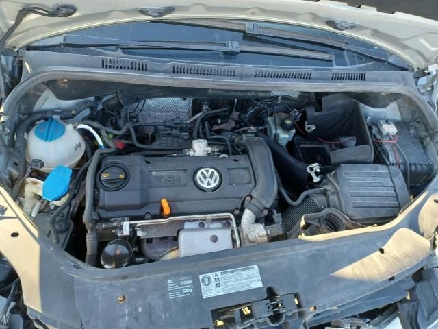 bontott VW GOLF PLUS Motor Tartó Bak Jobb