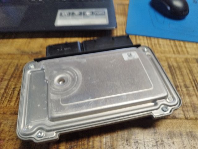 bontott VW GOLF PLUS Motorvezérlő