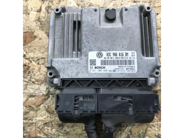 bontott VW GOLF PLUS Motorvezérlő