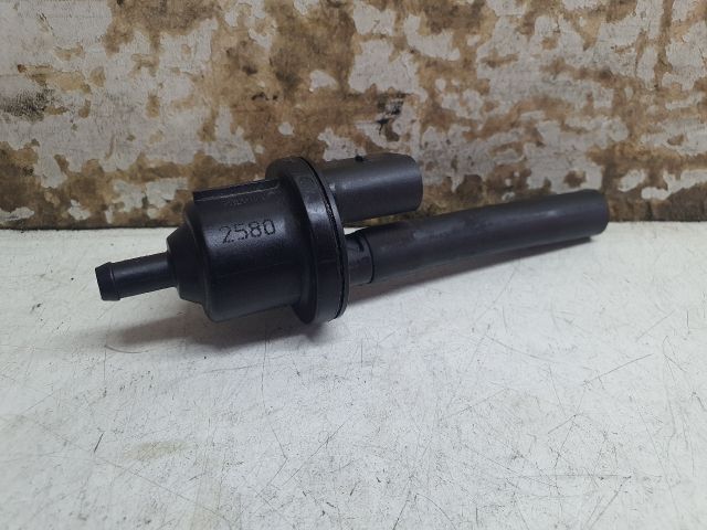 bontott VW GOLF PLUS Tankszellőztető Szelep