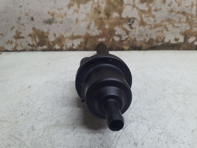 bontott VW GOLF PLUS Tankszellőztető Szelep