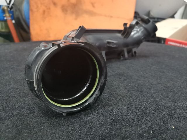 bontott VW GOLF PLUS Turbócső