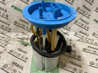 bontott VW GOLF PLUS Üzemanyag Szivattyú