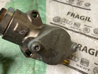 bontott VW GOLF PLUS Üzemanyag Szivattyú