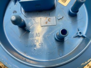 bontott VW GOLF PLUS Üzemanyag Szivattyú