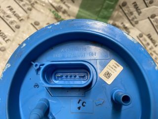 bontott VW GOLF PLUS Üzemanyag Szivattyú