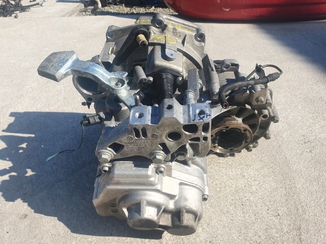 bontott VW GOLF PLUS Váltó (Mechanikus)
