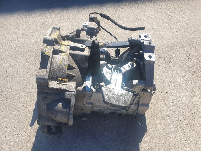 bontott VW GOLF PLUS Váltó (Mechanikus)