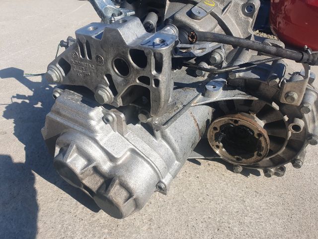 bontott VW GOLF PLUS Váltó (Mechanikus)