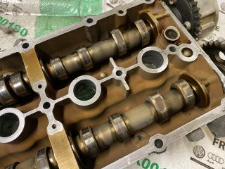 bontott VW GOLF PLUS Vezérműtengely Házzal