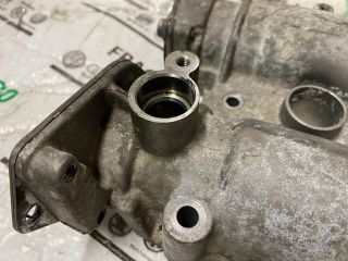 bontott VW GOLF PLUS Vezérműtengely Házzal