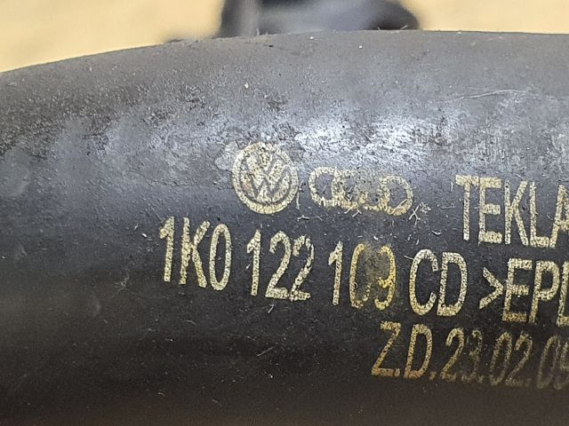 bontott VW GOLF PLUS Vízcső