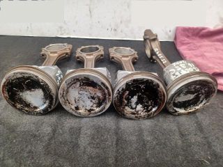 bontott VW GOLF PLUS Dugattyú