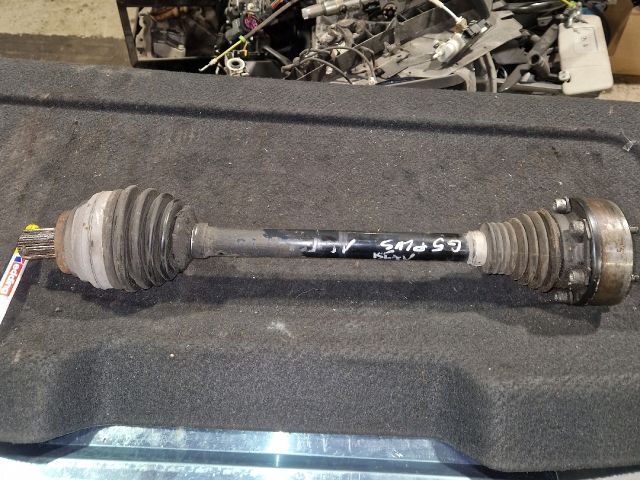 bontott VW GOLF PLUS Bal Féltengely