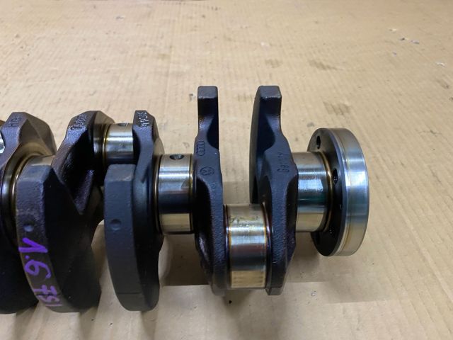 bontott VW GOLF PLUS Főtengely (Magában)