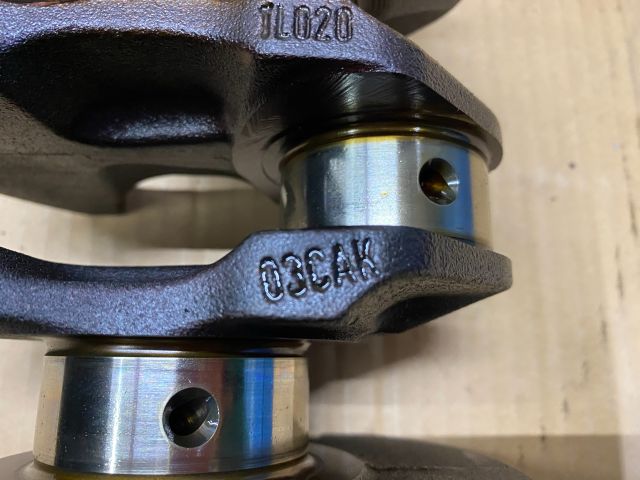 bontott VW GOLF PLUS Főtengely (Magában)