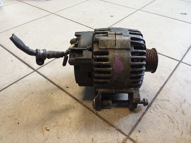 bontott VW GOLF PLUS Generátor