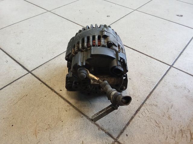 bontott VW GOLF PLUS Generátor