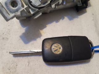 bontott VW GOLF PLUS Gyújtáskapcsoló Házzal