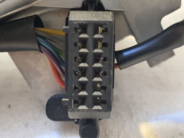 bontott VW GOLF PLUS Gyújtáskapcsoló Házzal