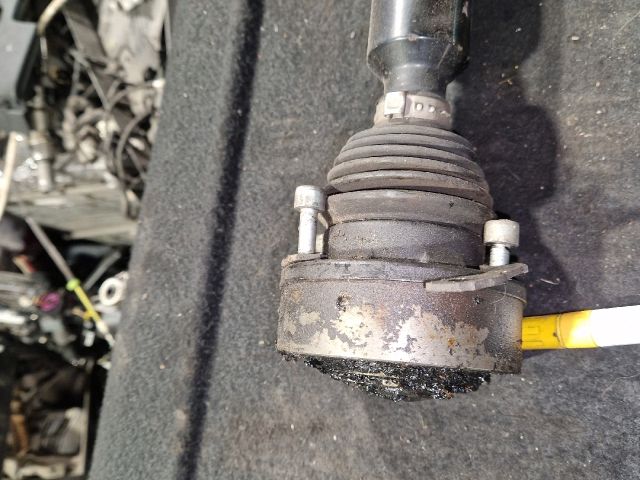 bontott VW GOLF PLUS Jobb Féltengely