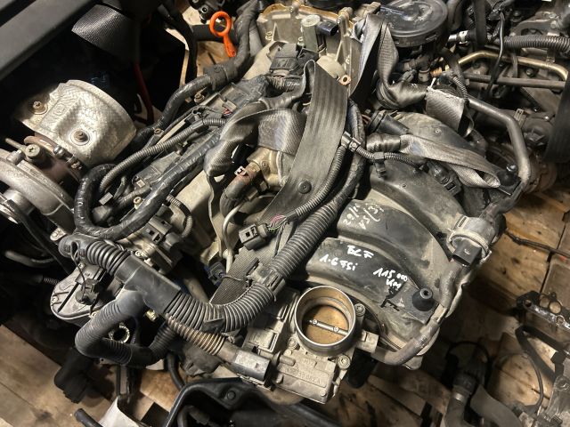 bontott VW GOLF PLUS Motor (Fűzött blokk hengerfejjel)