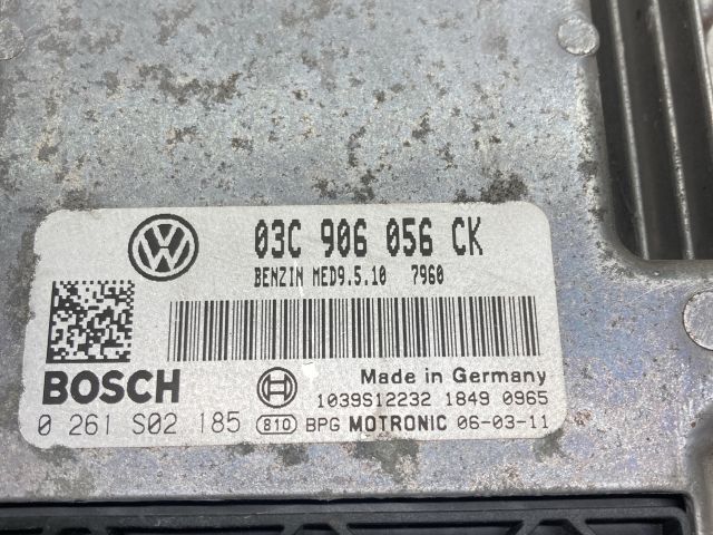 bontott VW GOLF PLUS Motorvezérlő