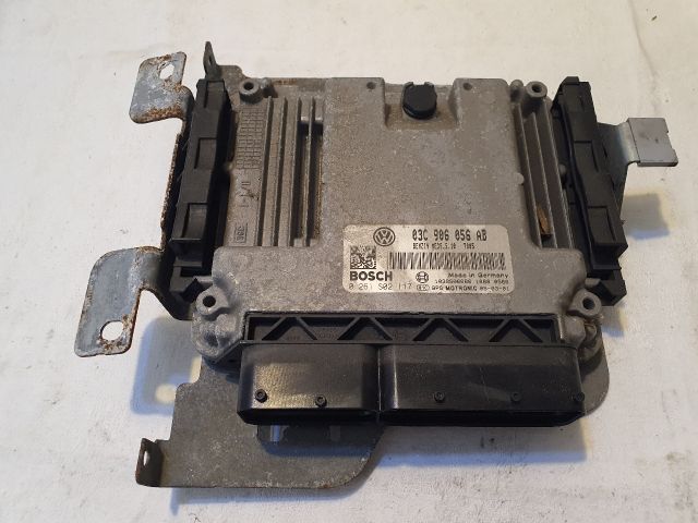 bontott VW GOLF PLUS Motorvezérlő