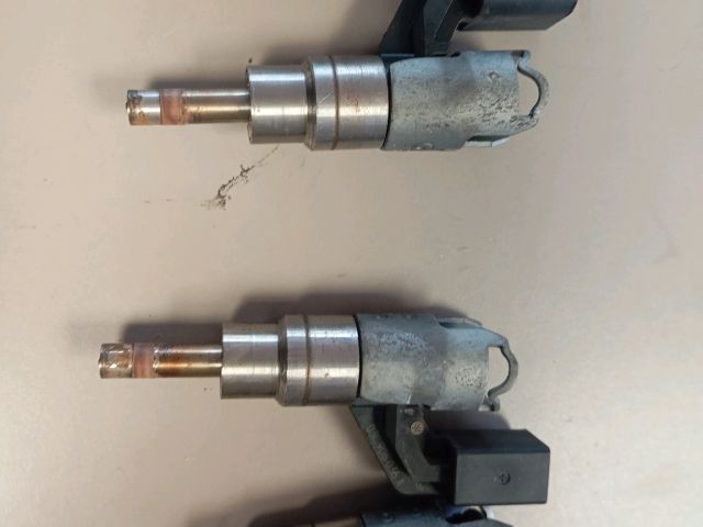 bontott VW GOLF PLUS Porlasztó Sor / Híd