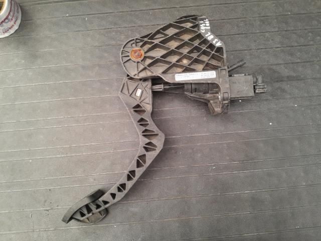 bontott VW GOLF PLUS Gázpedál (Elektromos)