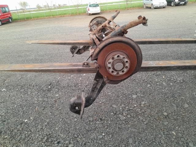 bontott VW GOLF PLUS Hátsó Bölcső