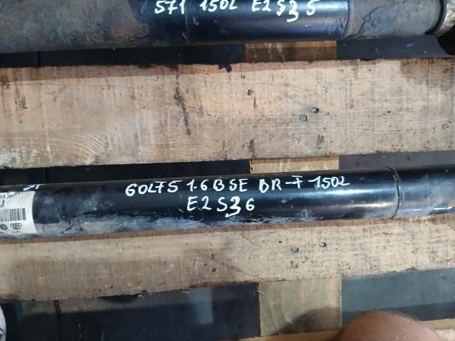 bontott VW GOLF PLUS Jobb Féltengely