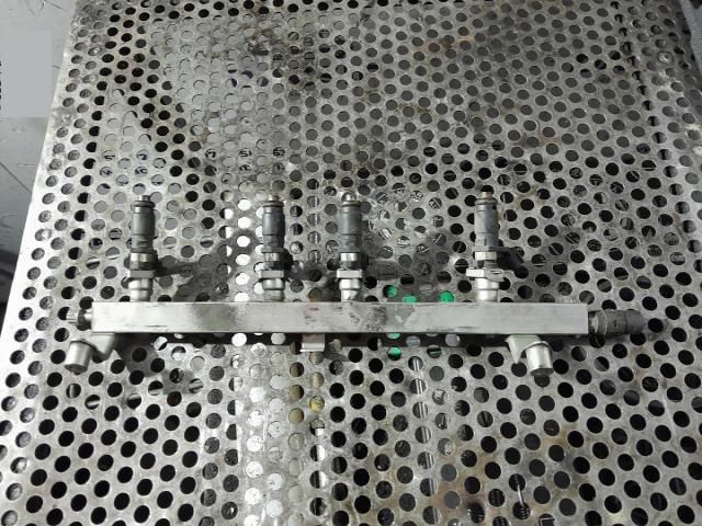 bontott VW GOLF PLUS Közösnyomócső