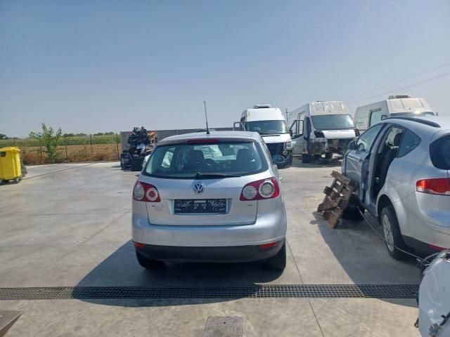 bontott VW GOLF PLUS Motorvezérlő