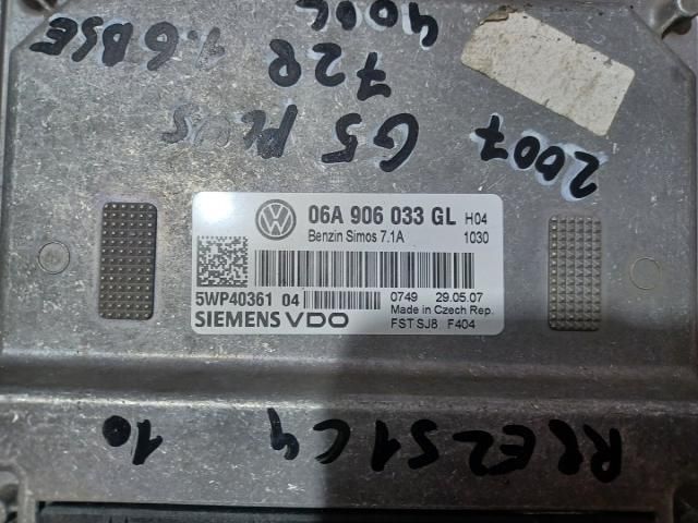 bontott VW GOLF PLUS Motorvezérlő