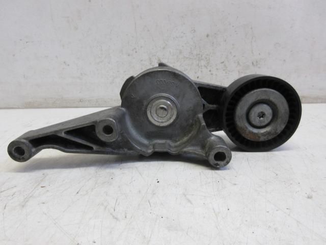 bontott VW GOLF PLUS Szíjfeszítő Görgő