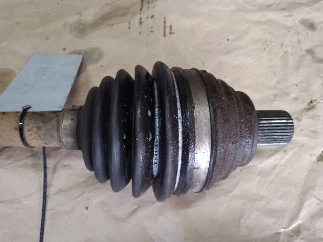 bontott VW GOLF PLUS Bal Féltengely