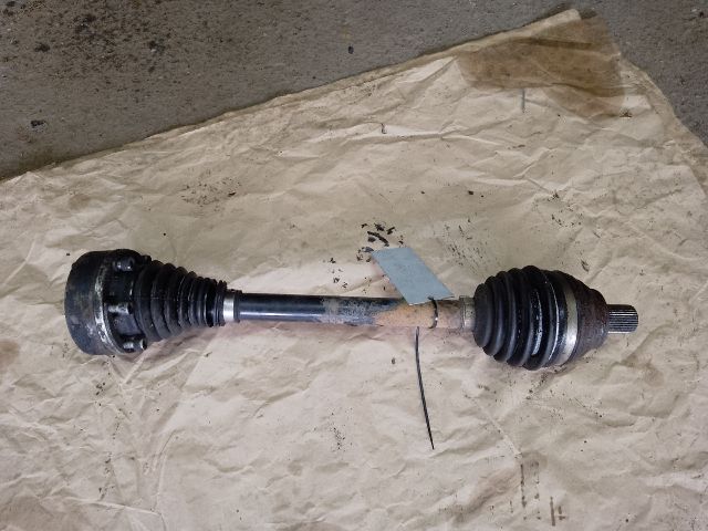 bontott VW GOLF PLUS Bal Féltengely