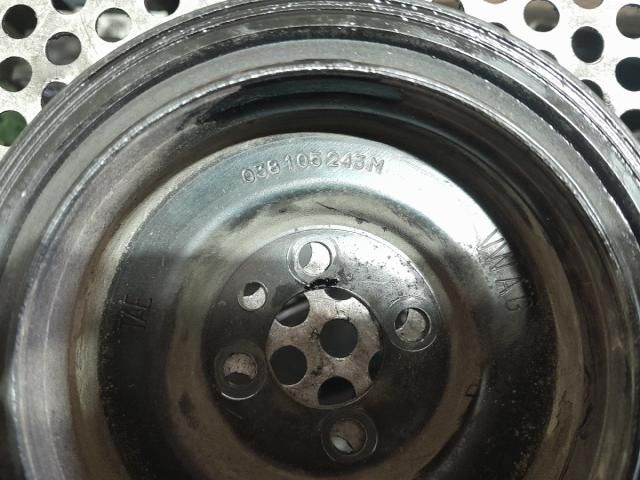 bontott VW GOLF PLUS Főtengely Szíjtárcsa