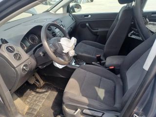 bontott VW GOLF PLUS Kiegyenlítő Tartály