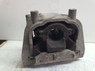 bontott VW GOLF PLUS Motor Tartó Bak (Fém)