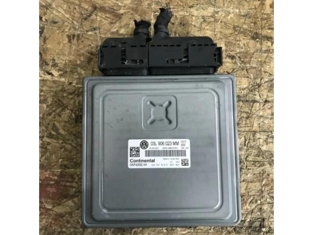 bontott VW GOLF PLUS Motorvezérlő