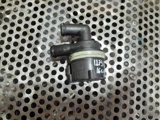 bontott VW GOLF PLUS Vízpumpa